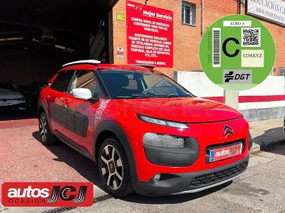 Usado Citroën C4 Rip Curl 110 CV (80 kW) 2016 Rojo Berlina