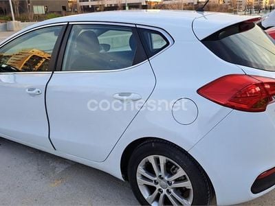 Usado Kia Ceed GT 90 CV (66 kW) 2014 Blanco Berlina