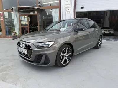 Usado Audi A1 Sportback Black Edition 116 CV (85 kW) 2024 Gris Utilitario