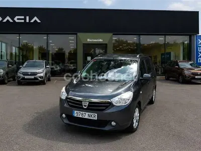 Usado Dacia Lodgy Ambiance 115 CV (84 kW) 2012 Gris / plata Monovolumen