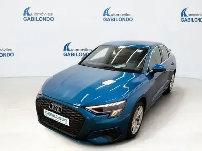 Usado Audi A3 Advanced Plus 110 CV (80 kW) 2022 Azul Berlina