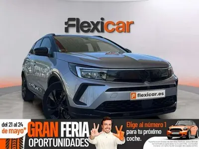 Usado Opel Grandland X GS Line 131 CV (96 kW) 2022 Gris SUV