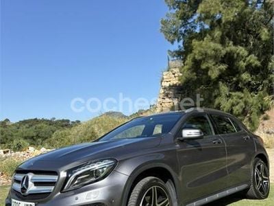 Mercedes GLA220