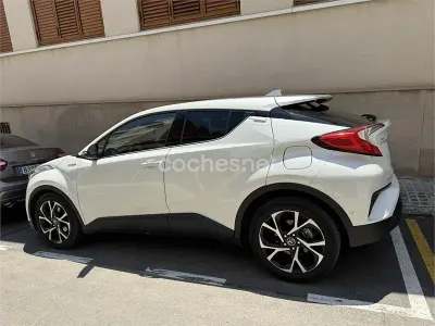 Usado Toyota C-HR Advance 122 CV (89 kW) 2019 Blanco SUV