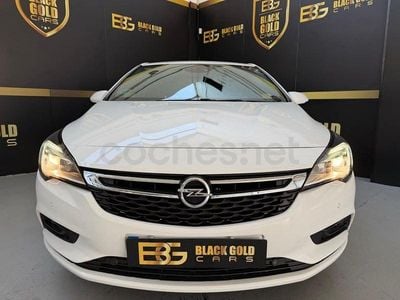Usado Opel Astra Dynamic 136 CV (100 kW) 2018 Blanco Berlina