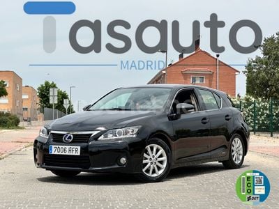 Lexus CT200h