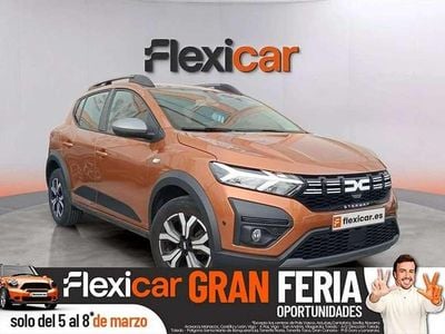 Usado Dacia Sandero Comfort 91 CV (66 kW) 2022 Naranja Berlina