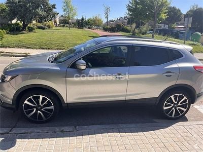 Usado Nissan Qashqai N-Connecta 110 CV (80 kW) 2015 Gris / plata SUV
