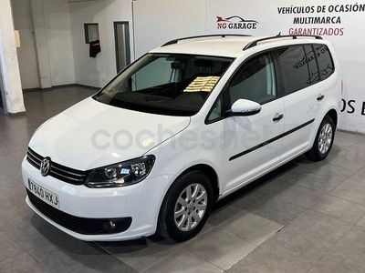 Usado VW Touran Edition 105 CV (77 kW) 2014 Blanco Monovolumen