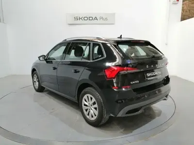 Usado Skoda Kamiq Ambition 110 CV (80 kW) 2023 Negro SUV