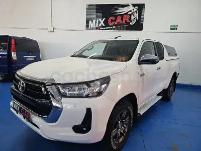 Käytetty Toyota HiLux 204 HP (150 kW) 2021 Valkoinen Nouto