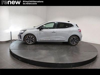 Usado Renault Clio V Techno 100 CV (73 kW) 2025 Gris Berlina