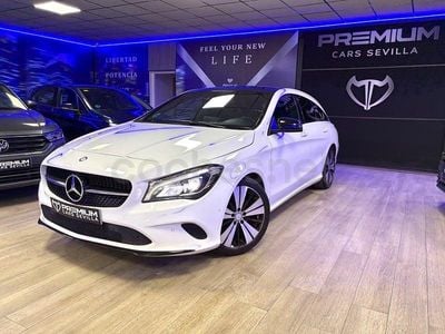 Usado Mercedes CLA200 Shooting Brake 156 CV (114 kW) 2017 Blanco Familiar