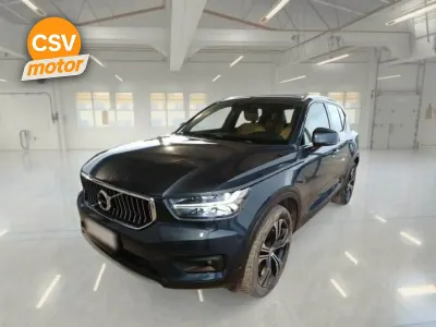 Usado Volvo XC40 Inscription 262 CV (192 kW) 2021 Azul SUV