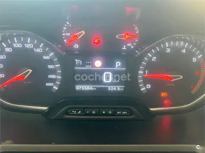 Usado Peugeot Rifter GT 130 CV (95 kW) 2022 Gris / plata Monovolumen