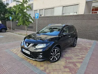 Usado Nissan X-Trail Tekna 131 CV (96 kW) 2015 Negro SUV
