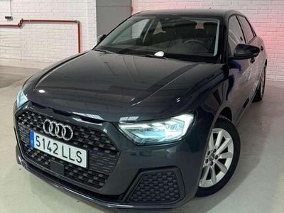 Usado Audi A1 Sportback Advanced 150 CV (110 kW) 2021 Gris Utilitario