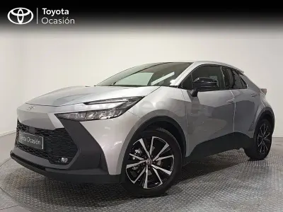 Usado Toyota C-HR Advance 140 CV (102 kW) 2025 Gris / plata SUV