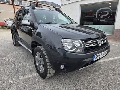 Begagnad Dacia Duster Lauréate 109 HK (80 kW) 2015 Grå SUV