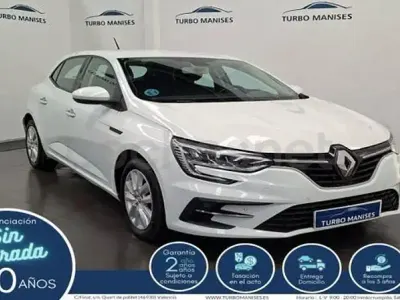 Usado Renault Mégane II Intens 115 CV (84 kW) 2023 Blanco Berlina