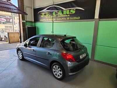 Usado Peugeot 207 90 CV (66 kW) 2006 Gris / plata Berlina