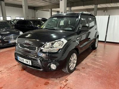 Käytetty Kia Soul 128 HP (94 kW) 2012 Musta Katumaasturi
