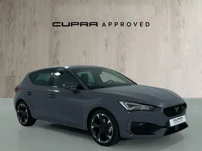 Usado Cupra Leon 150 HP (110 kW) 2024 Cinzento Sedan