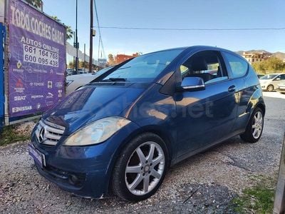 Usado Mercedes A180 Avantgarde 109 CV (80 kW) 2010 Azul Berlina