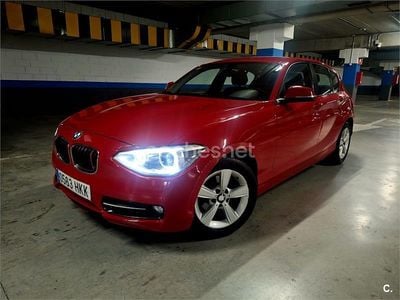 Usado BMW 118 Sport Line 143 CV (105 kW) 2012 Rojo Utilitario