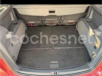 Granate Usado 2011 VW Touran Advance Monovolumen | 7500 € (Precio justo)