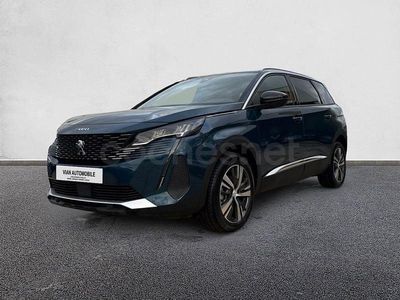 Usado Peugeot 5008 Allure 136 CV (100 kW) 2024 Azul SUV