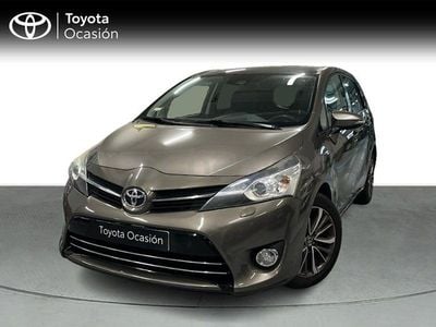 Usado Toyota Verso Advance 112 CV (82 kW) 2016 Gris / plata Monovolumen