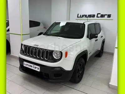 Usado Jeep Renegade Sport 110 CV (80 kW) 2018 Blanco SUV