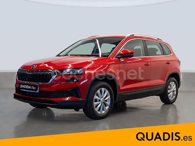 Rojo Usado 2024 Skoda Karoq Selection SUV | 26.900 € (Precio justo)