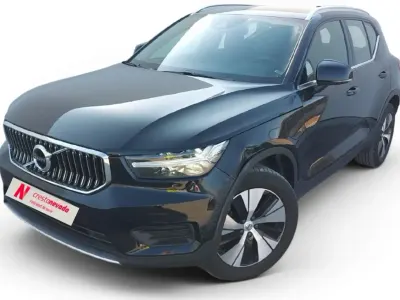 Usado Volvo XC40 Inscription 211 CV (155 kW) 2021 Negro SUV