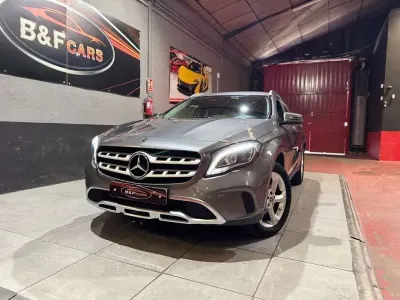 Usado Mercedes GLA180