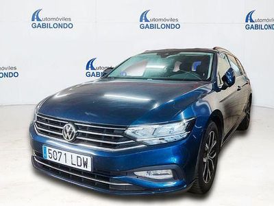 Usado VW Passat Executive 150 CV (110 kW) 2020 Azul Familiar