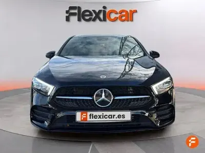 Käytetty Mercedes A200 150 HP (110 kW) 2021 Musta Sedan