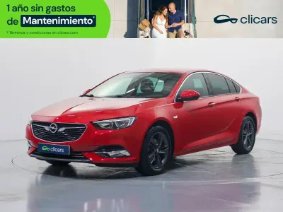 Usado Opel Insignia S 140 CV (102 kW) 2020 Rojo Berlina