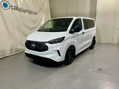 Nuevo Ford Tourneo Custom Titanium 170 CV (125 kW) 2026 Blanco Van