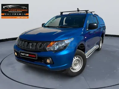 Usado Mitsubishi L200 154 CV (113 kW) 2019 Azul Pickup/Camioneta
