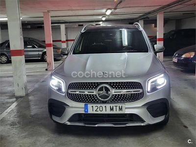 Usado Mercedes GLB180 136 CV (100 kW) 2023 Gris / plata SUV