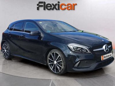Negro Usado 2016 Mercedes A200 AMG line Berlina | 17.990 € (Precio justo)