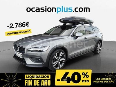 Gris / plata Usado 2019 Volvo V60 CC Pro Familiar | 30.650 € (Un poco caro)