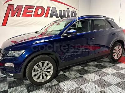 Usado VW T-Roc Advance 115 CV (84 kW) 2020 Azul SUV