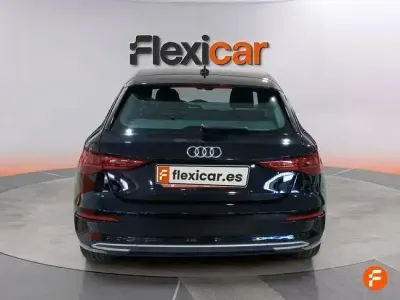 Usado Audi A3 116 CV (85 kW) 2020 Negro Berlina