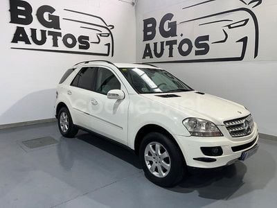 Blanco Usado 2007 Mercedes ML320 SUV | 8499 € (Buen precio)