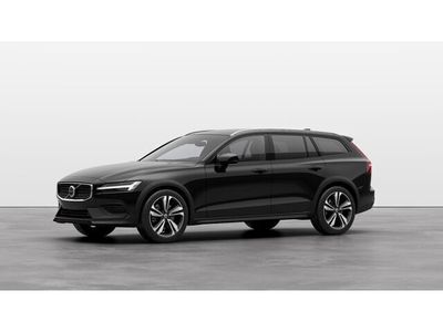 Negro Usado 2023 Volvo V60 CC Core Familiar | 53.900 €