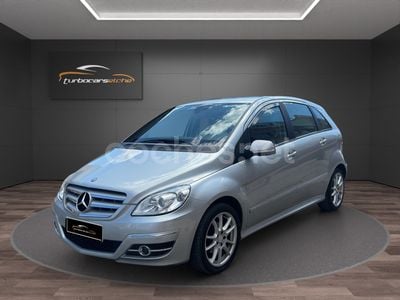 Mercedes B180
