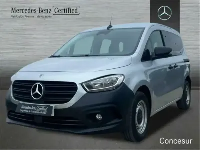 Usado Mercedes Citan 110 95 CV (69 kW) 2023 Gris / plata Monovolumen